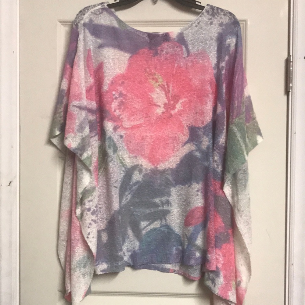 Large Oliver ladies lightweight top